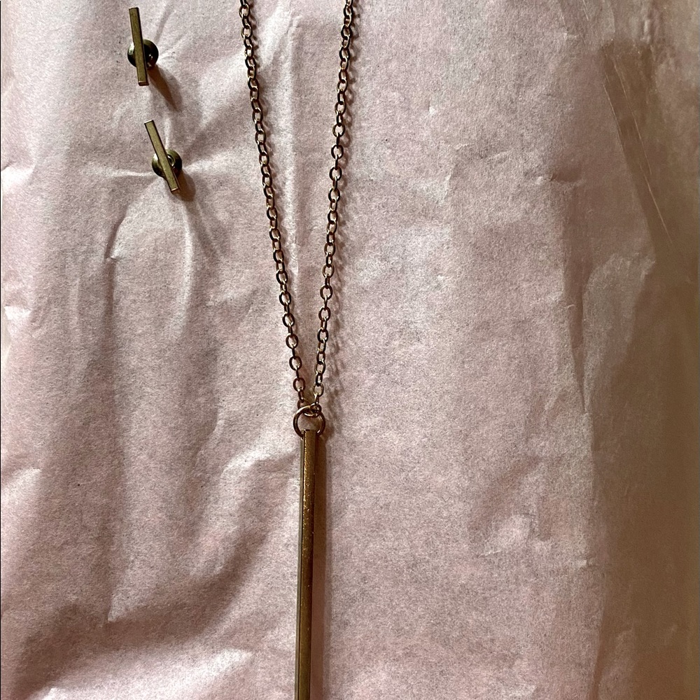 Gold Bar and Earrings Set